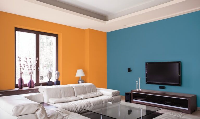 hall wall color combination