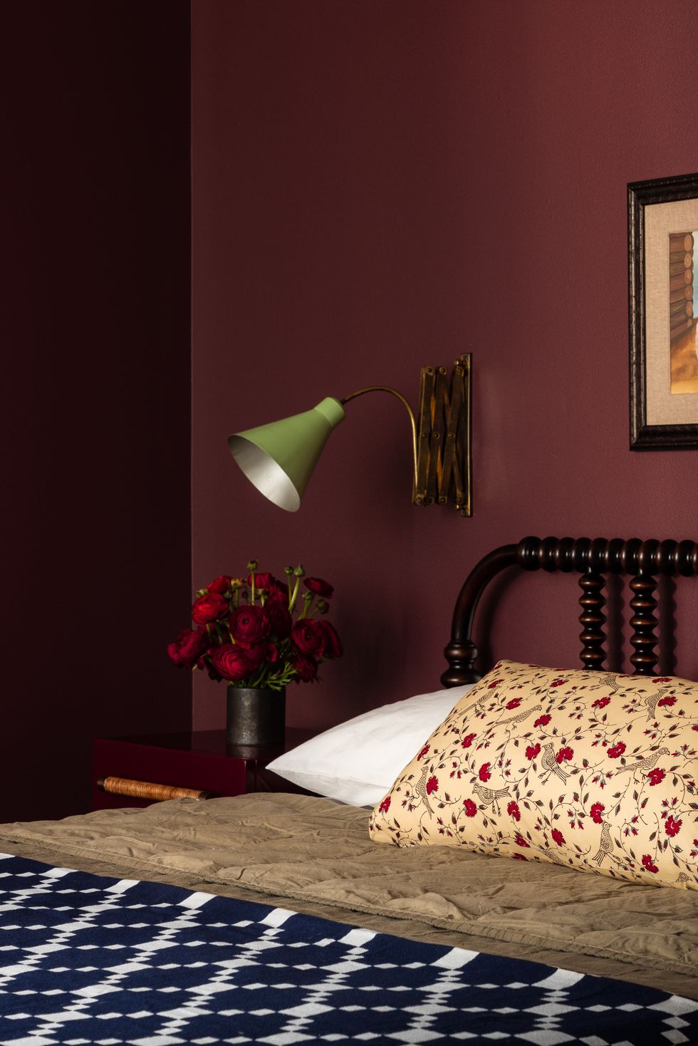 best colour for bedroom according to vastu